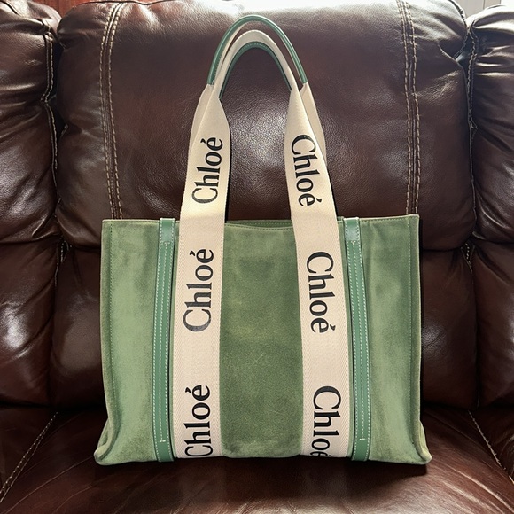🔥🔥🔥Authentic Chloe Green Suede Leather Medium Woody Tote 🔥🔥🔥Authentic Chloe Green Suede Leather Medium Woody Tote